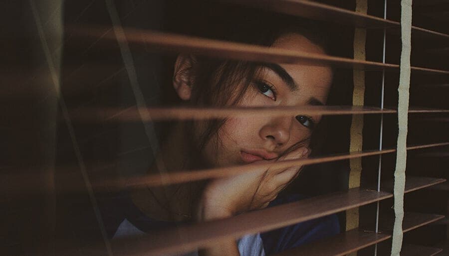 girl dealing with boredom