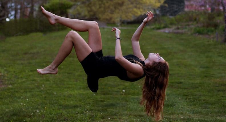 4 Simple Steps ANYONE Can Use To Have An Out Of Body Experience (Even If You’re A Beginner)