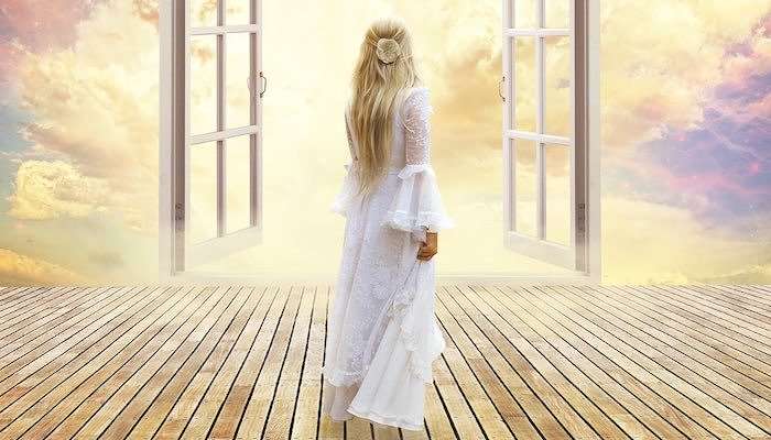 Overcoming Anxiety, Empowering Your Thoughts & Clearing Away Energetic Bonds