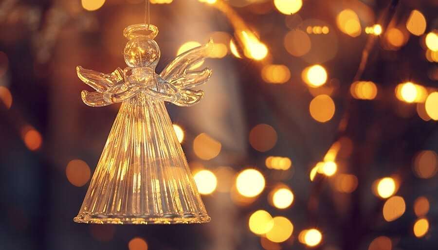 This Angelic Christmas Reading Will Ease The Pain Of Missing Passed Loved Ones During The Holidays